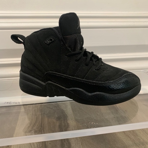BACK•2•SCHOOL - Kids Air Jordan 12 Size 12C - Picture 3 of 5